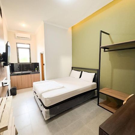 Ap Living Grand Kamala Lagoon Bekasi Exterior foto